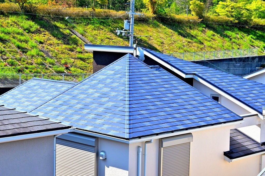 屋根早期の色褪せ