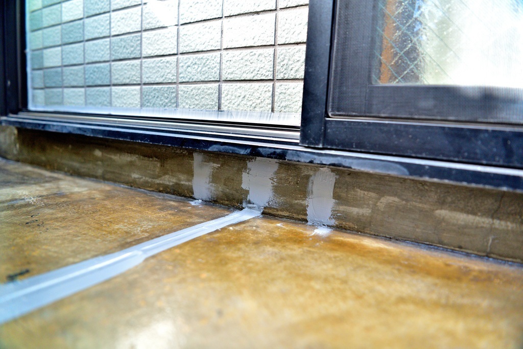 シーリング充填